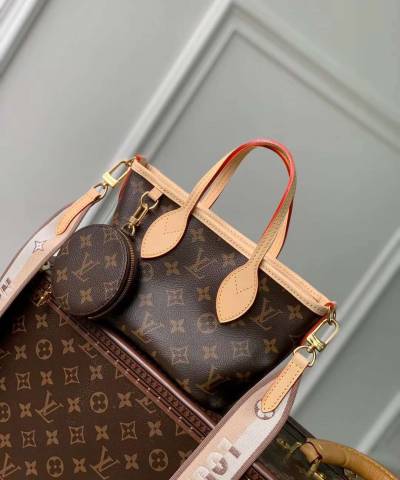 Сумка Louis Vuitton Neverfull BB